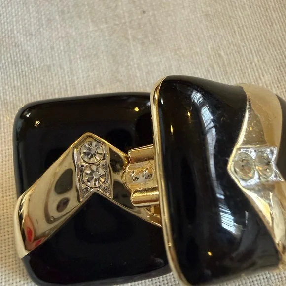 Vintage Art Deco Earrings Black Onyx and Gold Tone chevron overlay Rhinestones - Picture 6 of 7